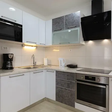 Kordic Apartment Kaštela